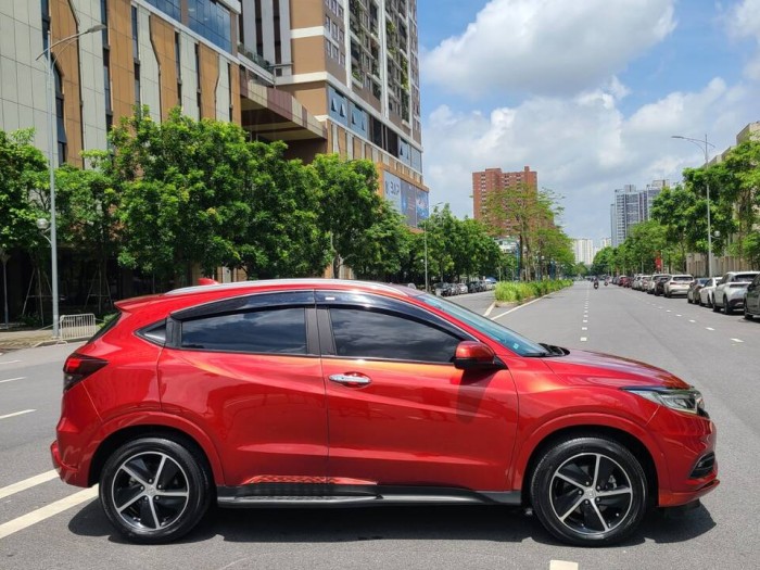 Honda HR-V 1.8AT 2021 bản L đỏ cam nhập khẩu